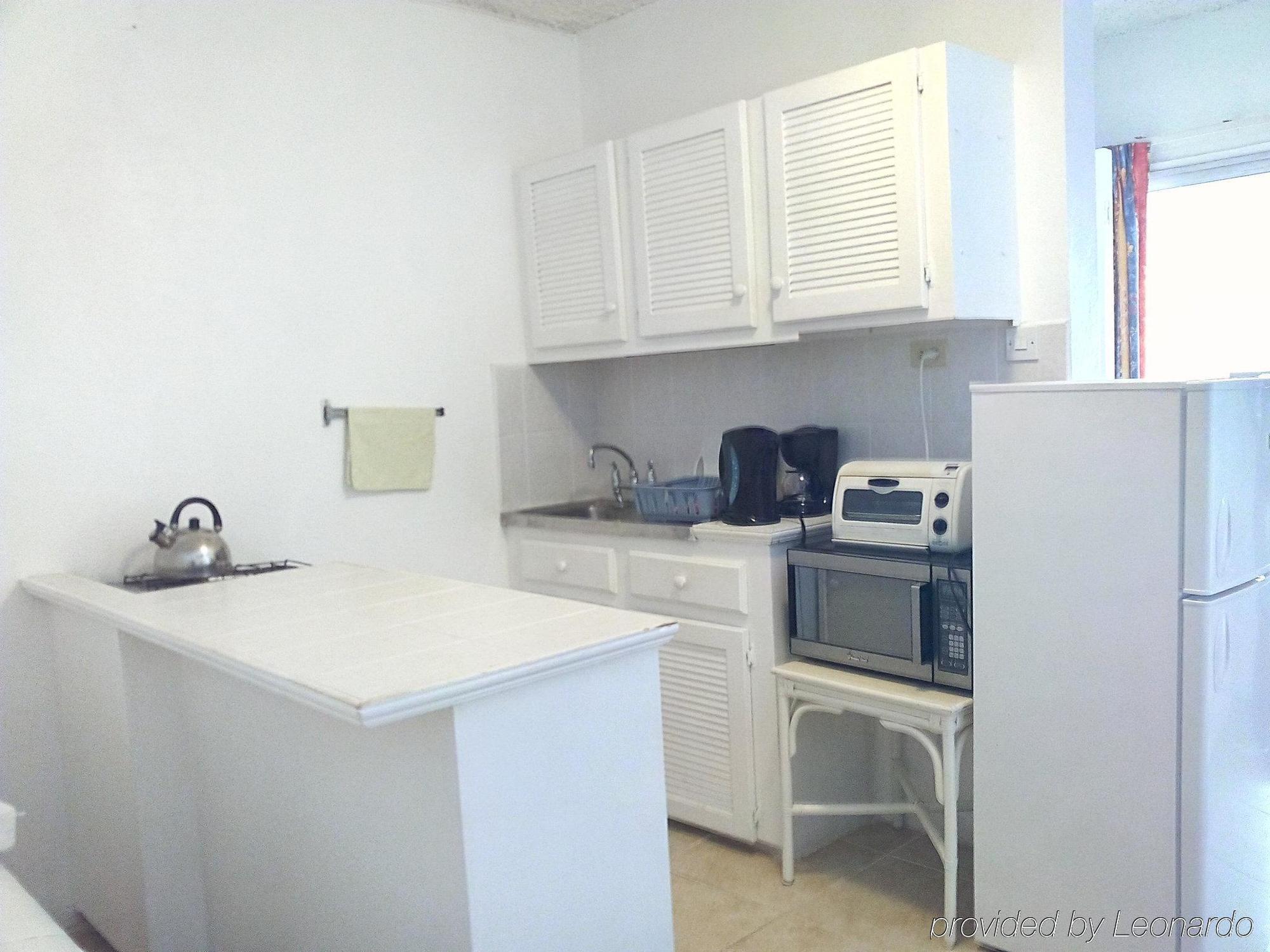 Chateau Blanc Apartments On Sea كرايست تشيرش المظهر الخارجي الصورة