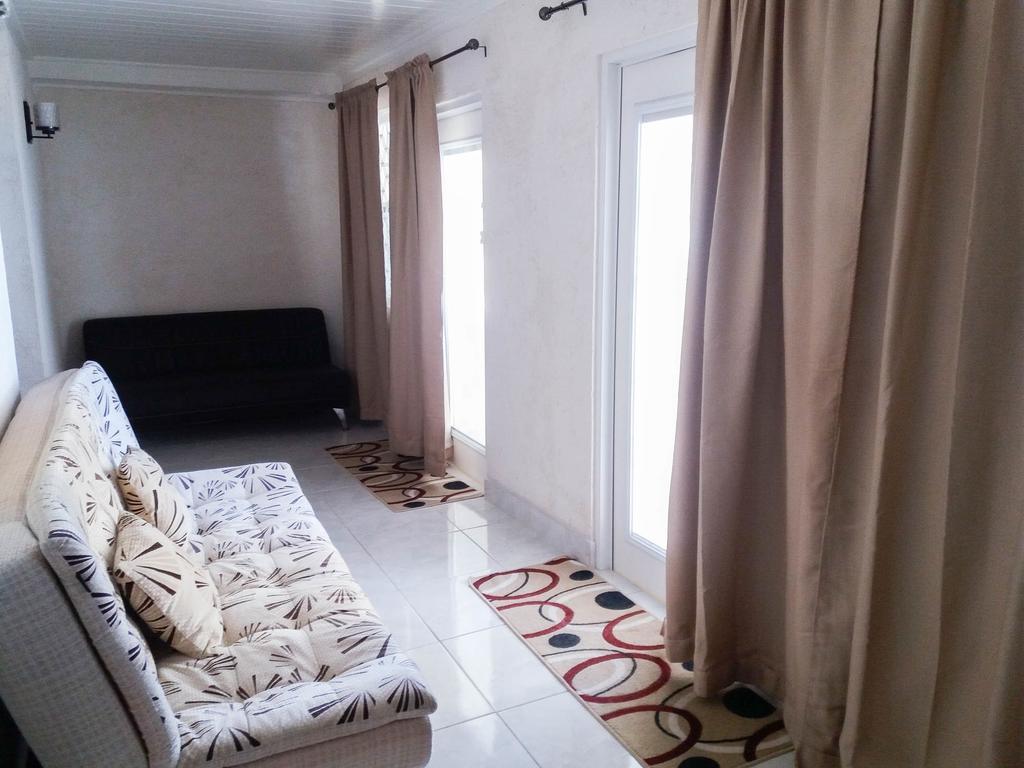 Chateau Blanc Apartments On Sea كرايست تشيرش المظهر الخارجي الصورة