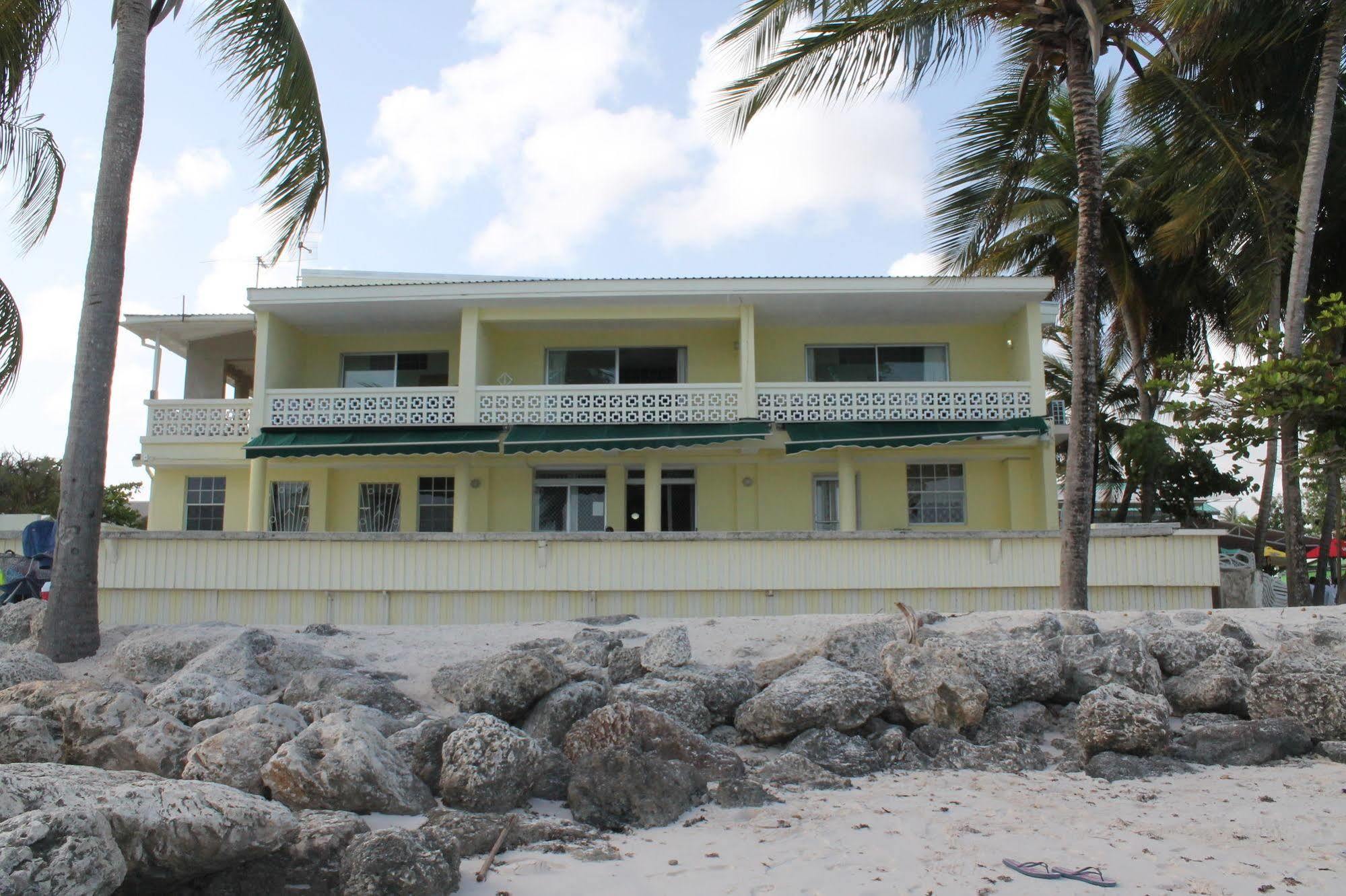 Chateau Blanc Apartments On Sea كرايست تشيرش المظهر الخارجي الصورة