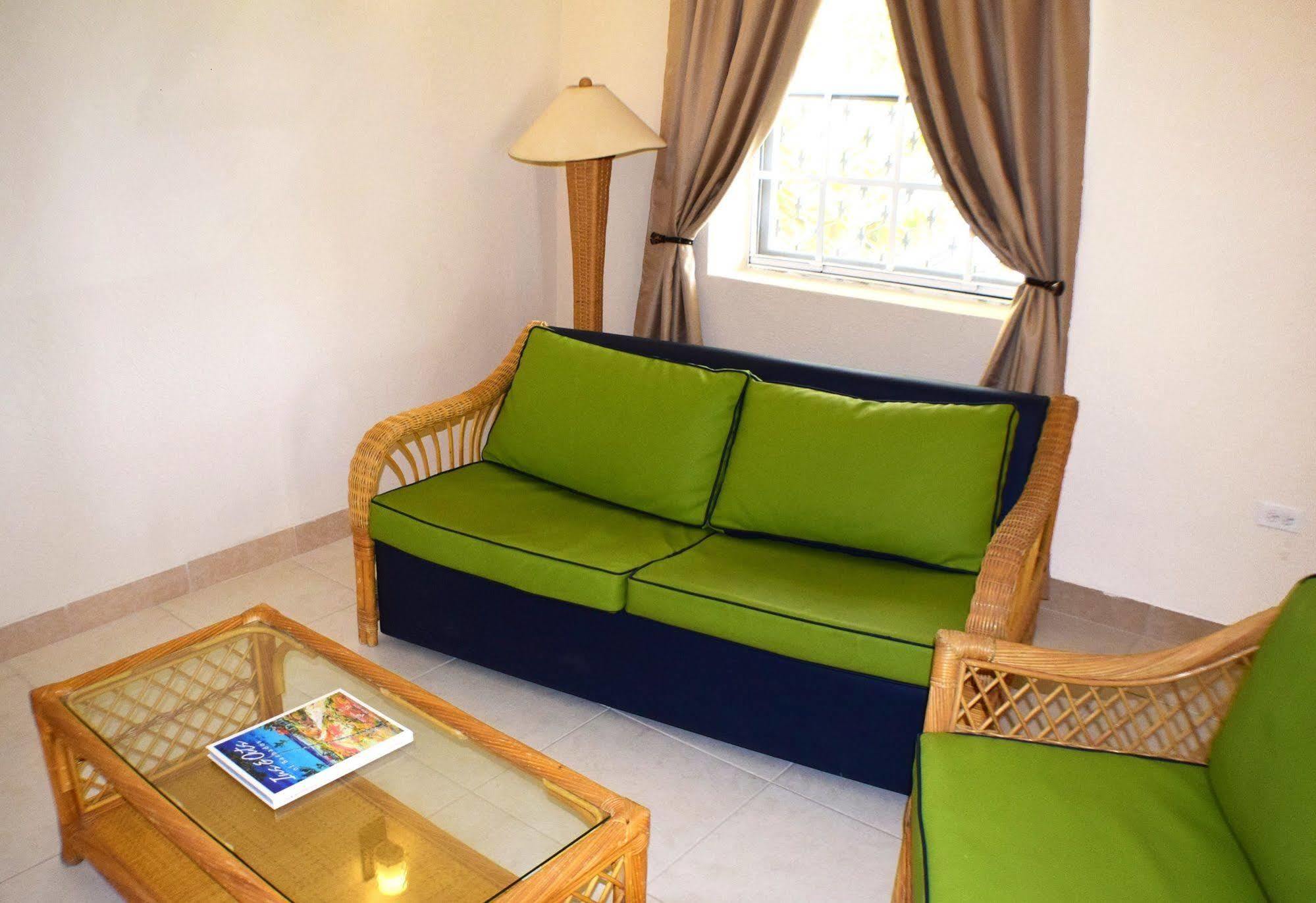 Chateau Blanc Apartments On Sea كرايست تشيرش المظهر الخارجي الصورة