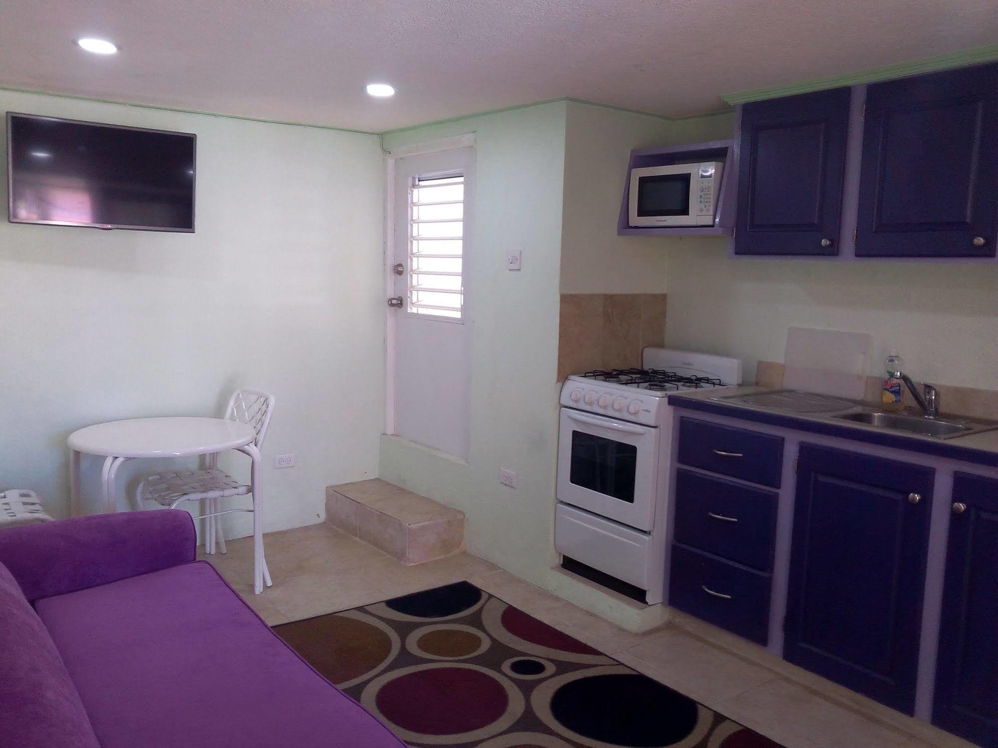 Chateau Blanc Apartments On Sea كرايست تشيرش المظهر الخارجي الصورة
